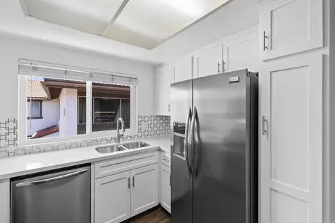 Kitchen - 9872 Shirley Gardens Dr #4, Santee, CA 92071 photo 3 of 3