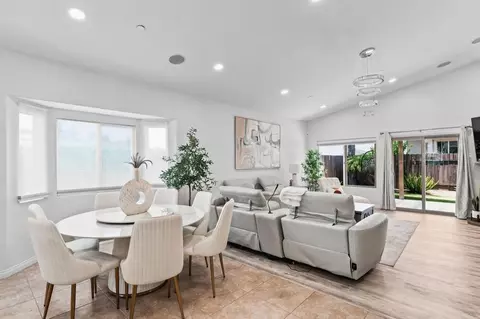 Dining - 9460 Slope St, Santee, CA 92071 photo 1 of 1