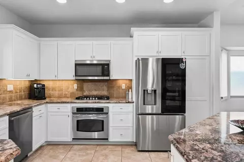Kitchen - 9460 Slope St, Santee, CA 92071 photo 4 of 4