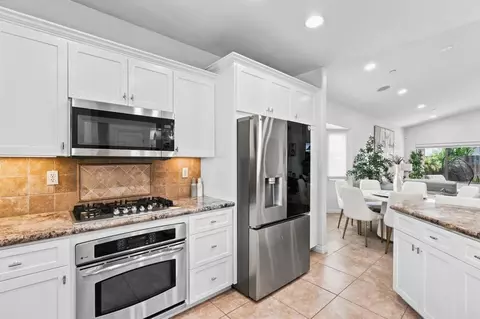 Kitchen - 9460 Slope St, Santee, CA 92071 photo 2 of 4