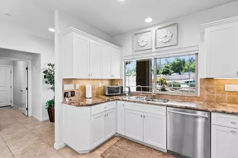 Kitchen - 9460 Slope St, Santee, CA 92071 photo 3 of 4