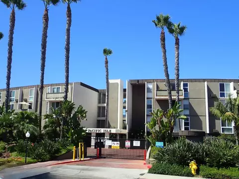 3050 Rue D Orleans #224, San Diego, CA 92110