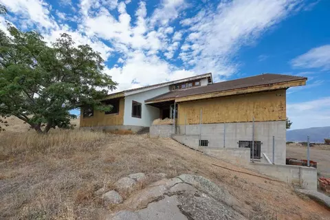 Exterior - 23660 Old Ranch Rd, Alpine, CA 91901 photo 3 of 13