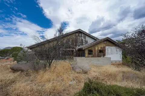 Exterior - 23660 Old Ranch Rd, Alpine, CA 91901 photo 8 of 13