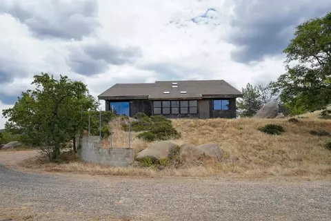 Exterior - 23660 Old Ranch Rd, Alpine, CA 91901 photo 5 of 13