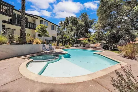Exterior - 3550 Laketree Dr, Fallbrook, CA 92028 photo 11 of 15