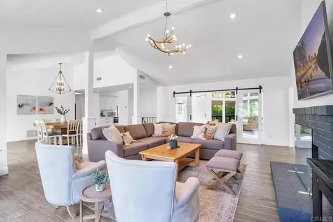 Living - 3550 Laketree Dr, Fallbrook, CA 92028 photo 3 of 3