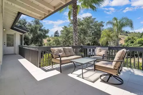 Exterior - 3550 Laketree Dr, Fallbrook, CA 92028 photo 8 of 15