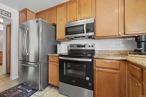 Kitchen - 615 Fredricks Ave #161, Oceanside, CA 92058 photo 3 of 4