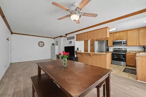 Dining - 615 Fredricks Ave #161, Oceanside, CA 92058 photo 1 of 2