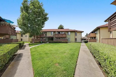 Exterior - 615 Fredricks Ave #161, Oceanside, CA 92058 photo 5 of 5