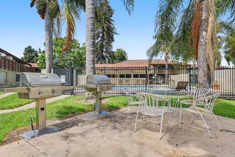 Exterior - 615 Fredricks Ave #161, Oceanside, CA 92058 photo 2 of 5