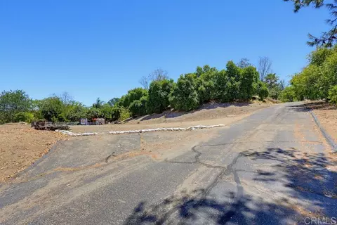 Exterior - 2185 Via Dieguenos, Alpine, CA 91901 photo 16 of 17
