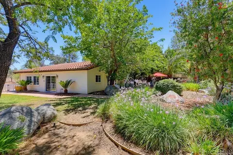 Exterior - 2185 Via Dieguenos, Alpine, CA 91901 photo 12 of 17