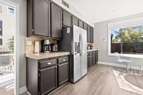 Kitchen - 522 Bayona Loop, Chula Vista, CA 91910 photo 4 of 6