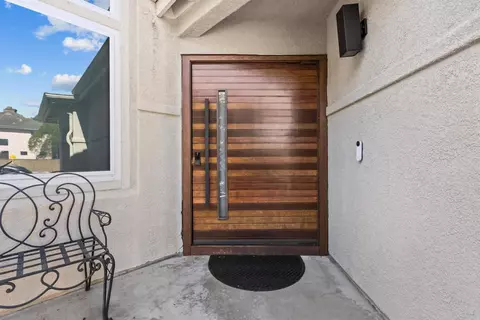 Entry Way - 522 Bayona Loop, Chula Vista, CA 91910 photo 1 of 4