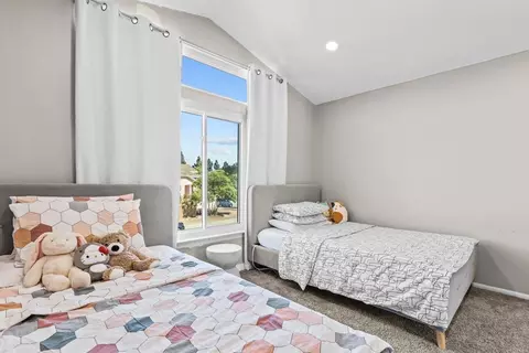 Bedroom - 522 Bayona Loop, Chula Vista, CA 91910 photo 6 of 7