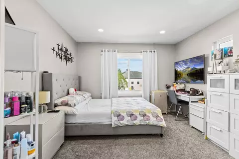 Bedroom - 522 Bayona Loop, Chula Vista, CA 91910 photo 3 of 7