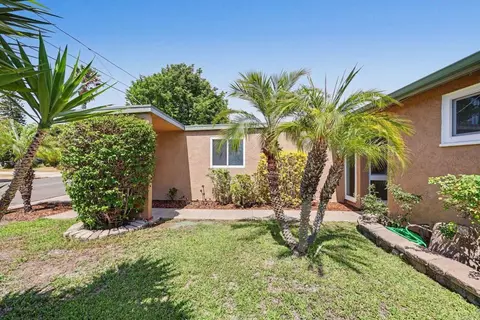 8461 Hudson Dr, San Diego, CA 92119
