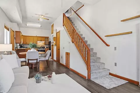 Entry Way - 246 Elm Ave, Imperial Beach, CA 91932 photo 2 of 3