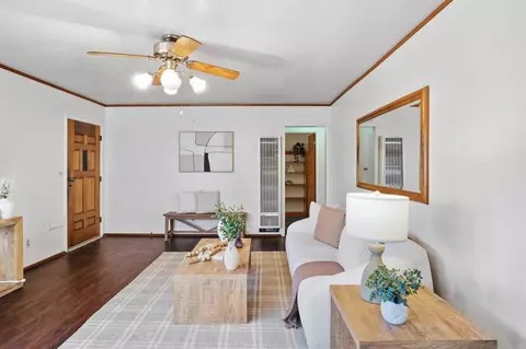 Living - 246 Elm Ave, Imperial Beach, CA 91932 photo 4 of 6