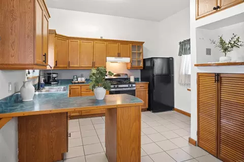 Kitchen - 246 Elm Ave, Imperial Beach, CA 91932 photo 2 of 7