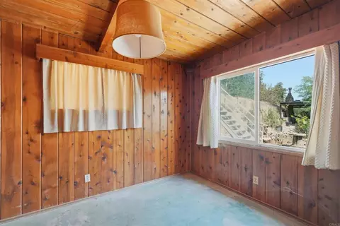 Bedroom - 11825 Taia Ln, Lakeside, CA 92040 photo 5 of 10