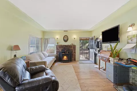 Living - 11825 Taia Ln, Lakeside, CA 92040 photo 3 of 3