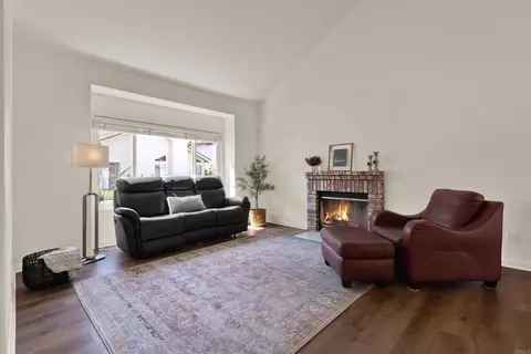 Living - 1041 Fairhill Ter, Spring Valley, CA 91977 photo 1 of 2