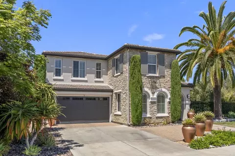Exterior - 2358 Geode Ln, Carlsbad, CA 92009 photo 3 of 21