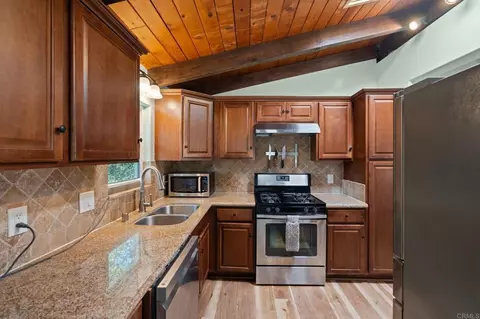 Kitchen - 4722 Park Ln, Alpine, CA 91901 photo 2 of 3