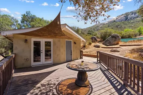 Exterior - 4722 Park Ln, Alpine, CA 91901 photo 7 of 12