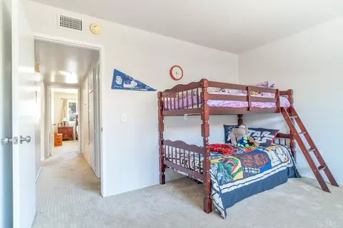 Bedroom - 818 E Washington Ave, Escondido, CA 92025 photo 4 of 5