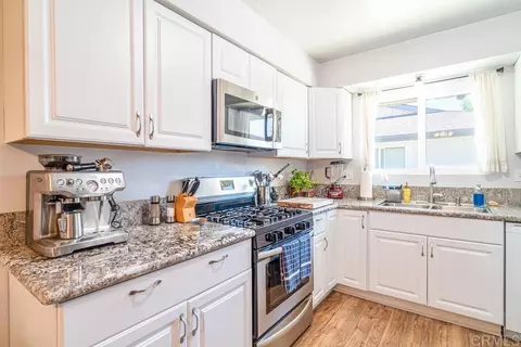 Kitchen - 818 E Washington Ave, Escondido, CA 92025 photo 1 of 2