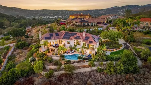 View/Area - 14040 Iris Ln, Poway, CA 92064 photo 6 of 9