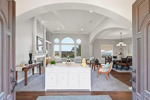 Entry Way - 14040 Iris Ln, Poway, CA 92064 photo 1 of 2