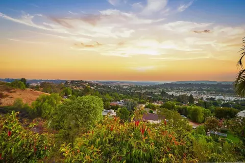View/Area - 14040 Iris Ln, Poway, CA 92064 photo 9 of 9