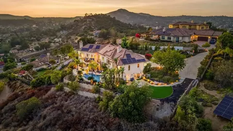 View/Area - 14040 Iris Ln, Poway, CA 92064 photo 5 of 9