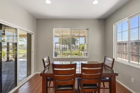Dining - 33896 Galleron St, Temecula, CA 92592 photo 3 of 5