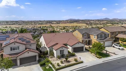 View/Area - 33896 Galleron St, Temecula, CA 92592 photo 3 of 9