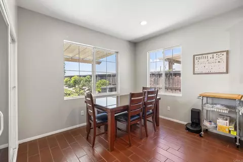 Dining - 33896 Galleron St, Temecula, CA 92592 photo 4 of 5