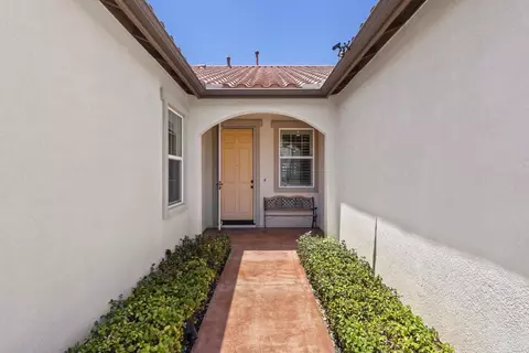 Entry Way - 33896 Galleron St, Temecula, CA 92592 photo 1 of 6