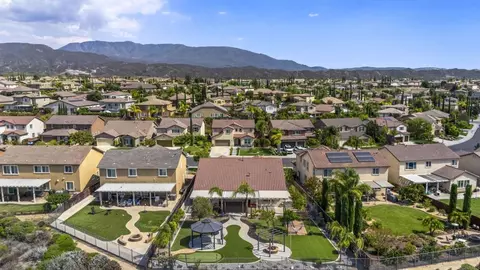 View/Area - 33896 Galleron St, Temecula, CA 92592 photo 6 of 9