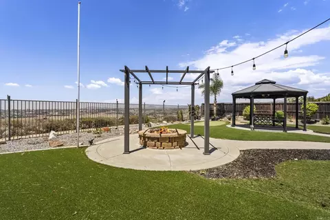 Exterior - 33896 Galleron St, Temecula, CA 92592 photo 5 of 13