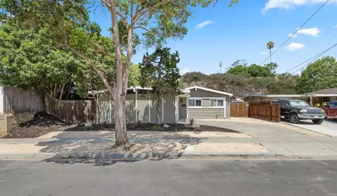 4674 Boxwood Dr, San Diego, CA 92117