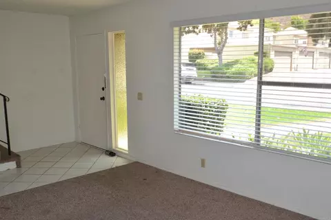 Living - 10512 Kerrigan Ct, Santee, CA 92071 photo 2 of 2