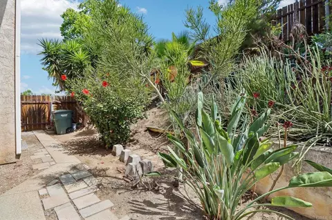 Exterior - 1990 Tecate, Escondido, CA 92029 photo 7 of 16