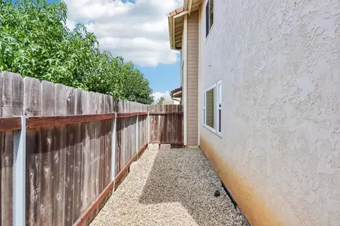 Exterior - 1990 Tecate, Escondido, CA 92029 photo 10 of 16