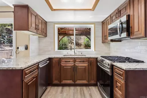 Kitchen - 1990 Tecate, Escondido, CA 92029 photo 2 of 4