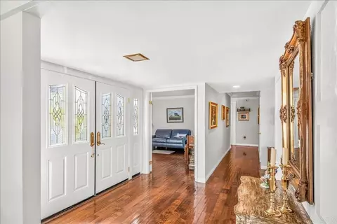 Entry Way - 1600 Swallow Dr, El Cajon, CA 92020 photo 2 of 6
